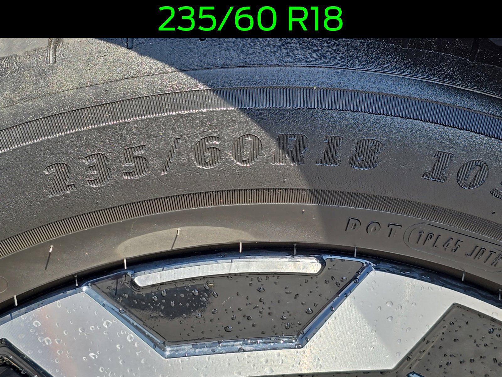 Used 2024 Hyundai Santa Fe SE AWD/4WD image 41