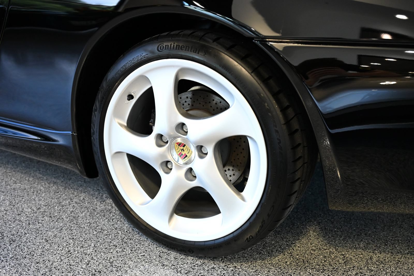 Used 2003 Porsche 911 Carrera RWD image 19
