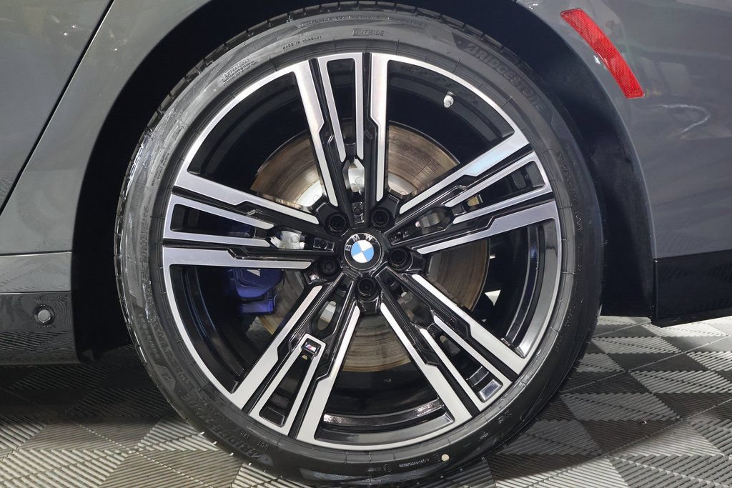 New 2026 BMW 760i xDrive w/ Executive Package AWD/4WD image 10