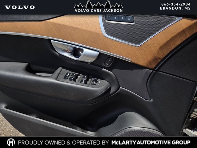 Used 2024 Volvo XC90 B5 Plus w/ Protection Package Premier AWD/4WD image 17