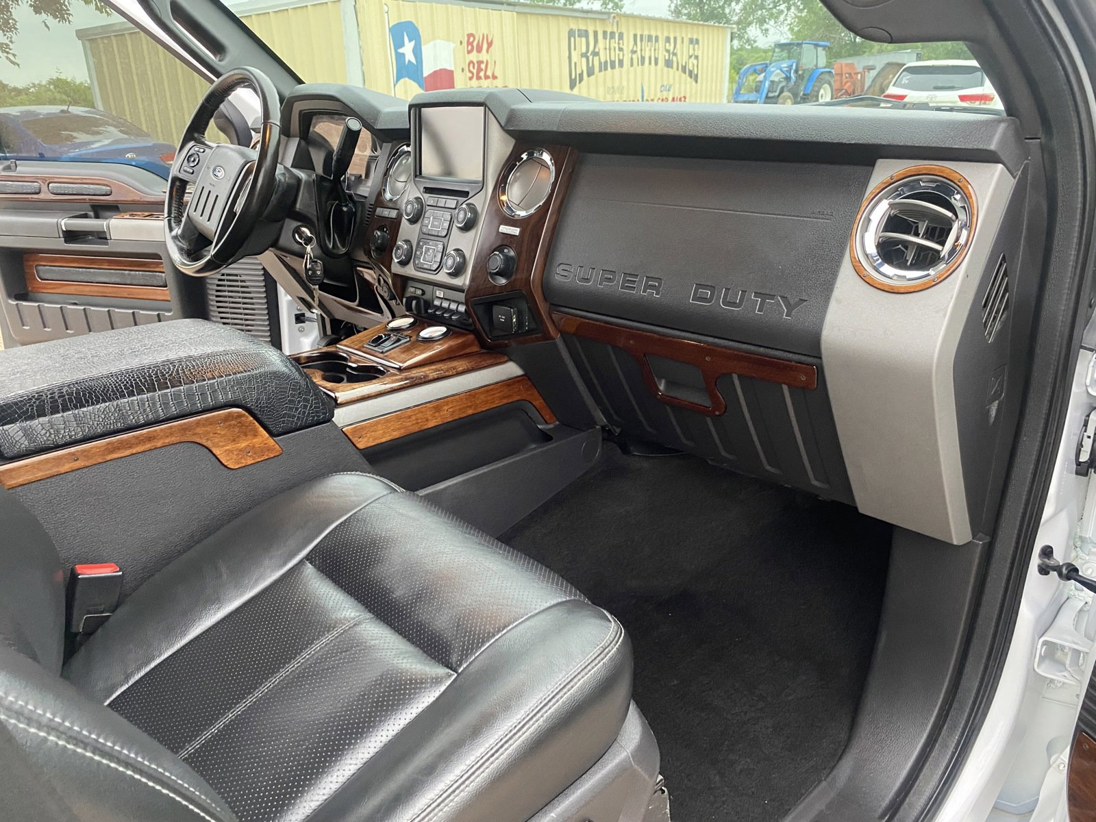 Used 2016 Ford F450 Lariat w/ Lariat Interior Package AWD/4WD image 13