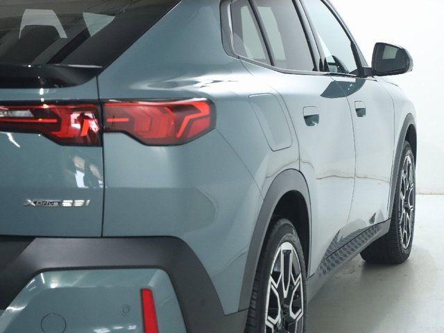 Used 2025 BMW X2 xDrive28i AWD/4WD image 50