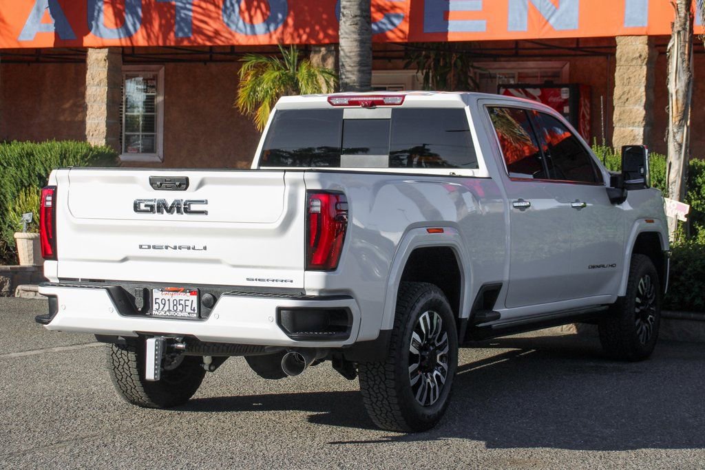 Used 2025 GMC Sierra 2500 Denali Ultimate image 14