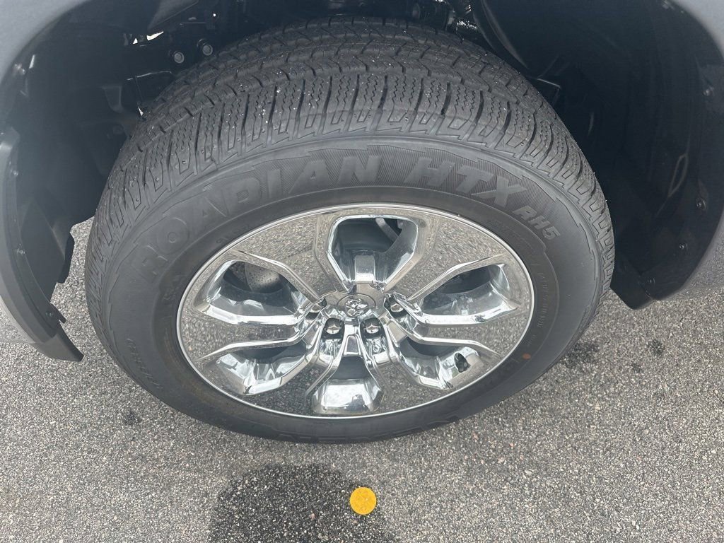 New 2026 RAM 1500 Big Horn AWD/4WD image 10