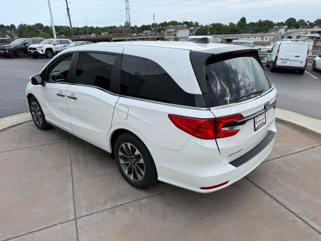 Used 2024 Honda Odyssey EX-L image 9