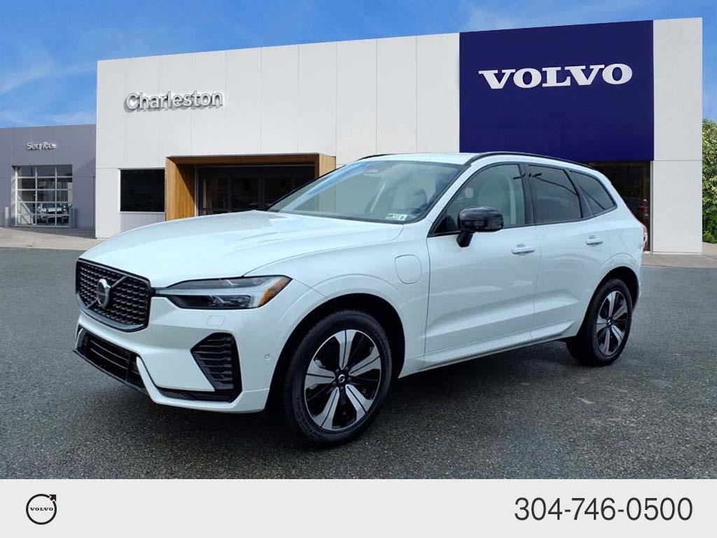 Certified 2024 Volvo XC60 T8 Plus w/ Climate Package image 7