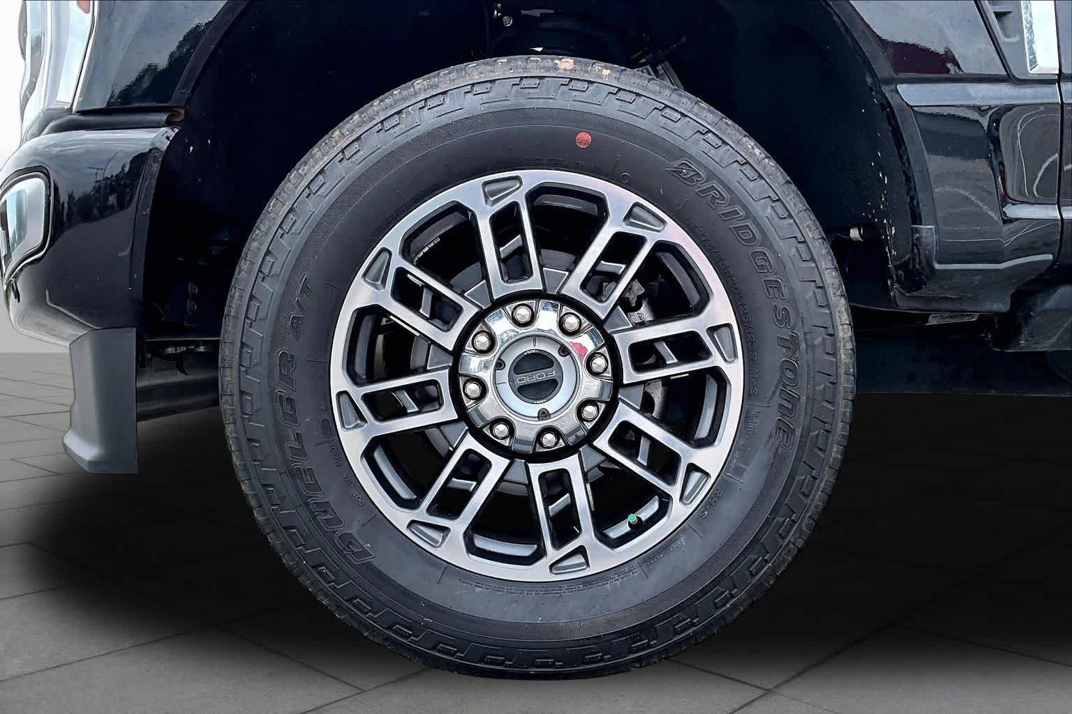 Used 2024 Ford F250 Limited AWD/4WD image 11