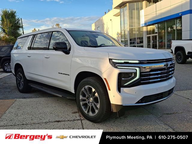 New 2026 Chevrolet Suburban LT w/ Comfort Package image 2