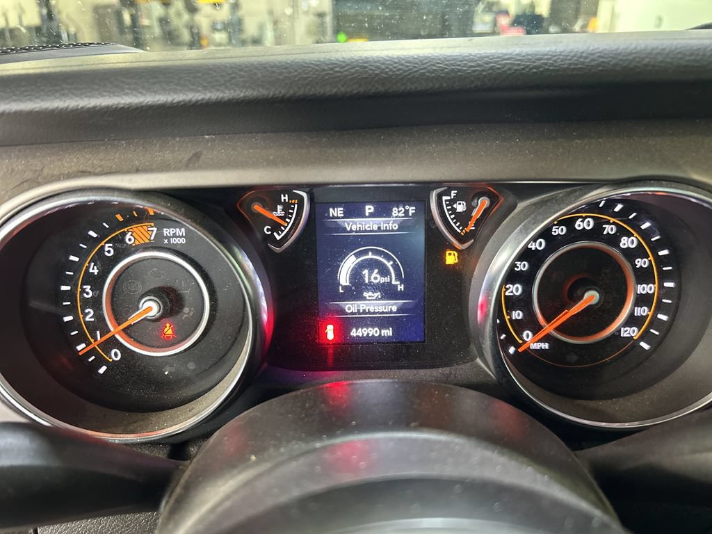 Used 2020 Jeep Wrangler Sport AWD/4WD image 9