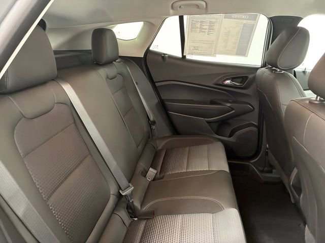 Certified 2024 Chevrolet Trax LT w/ Driver Confidence Package image 16
