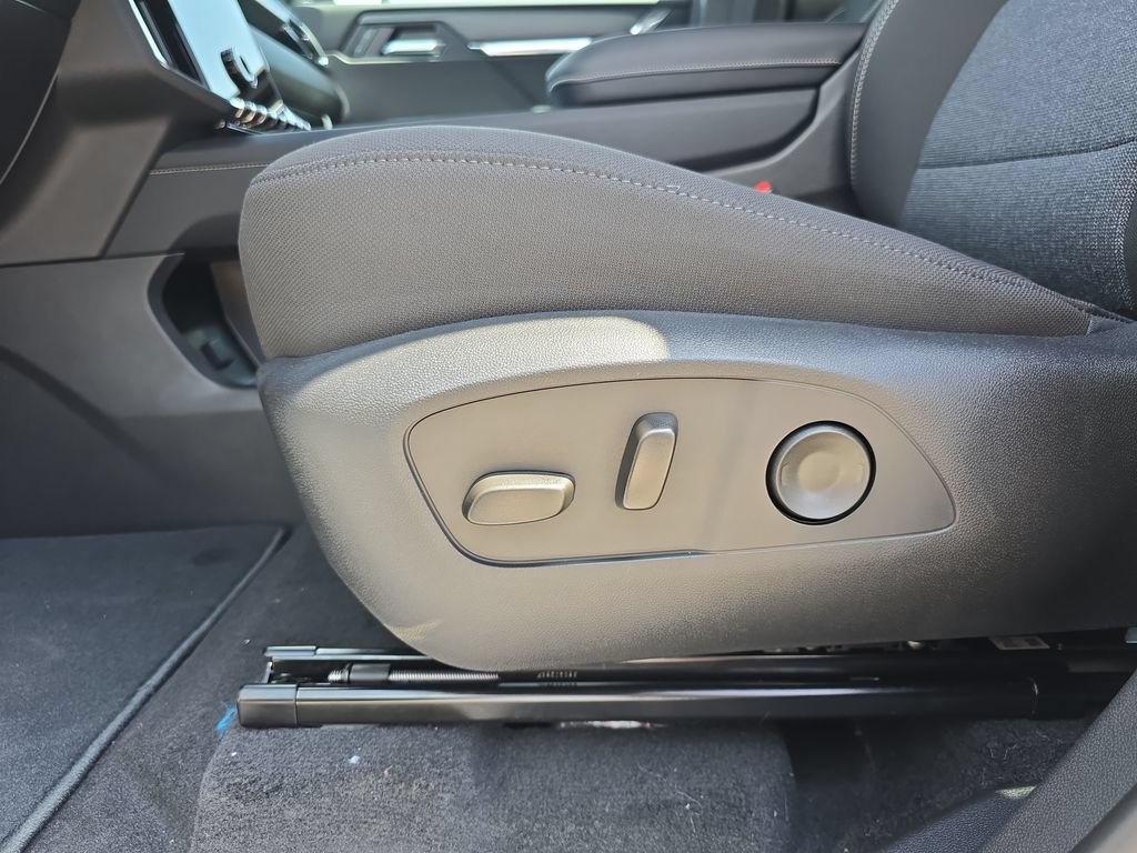 New 2026 GMC Acadia Elevation FWD image 33