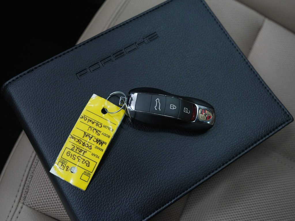 Used 2022 Porsche Macan S image 43