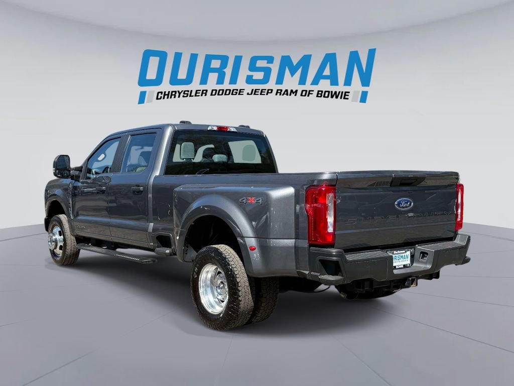Used 2023 Ford F350 XL image 4