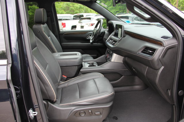 Used 2023 Chevrolet Suburban Premier AWD/4WD image 41