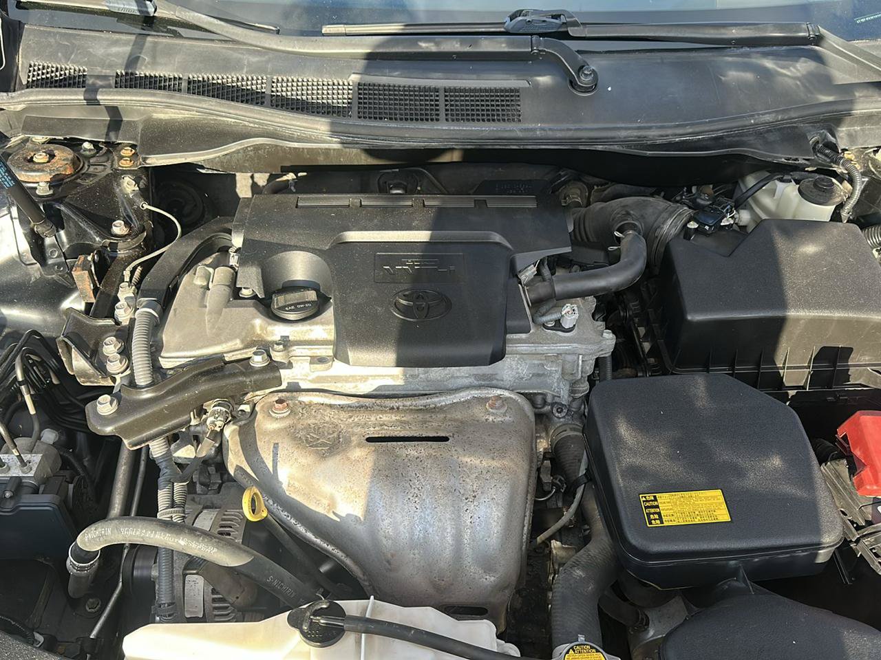 Used 2014 Toyota Camry SE FWD image 25