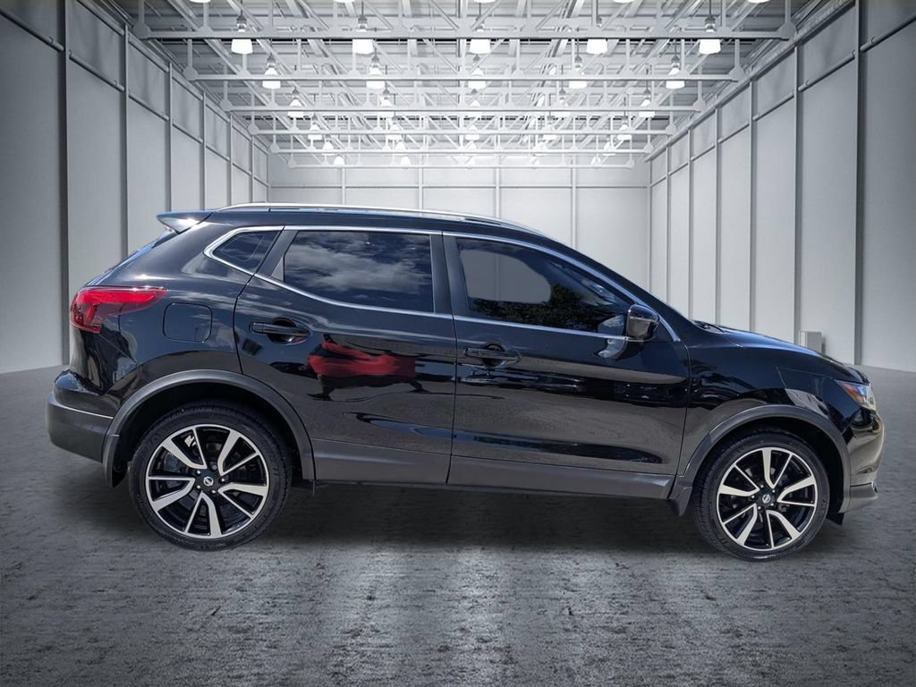 Used 2017 Nissan Rogue Sport SL FWD image 8