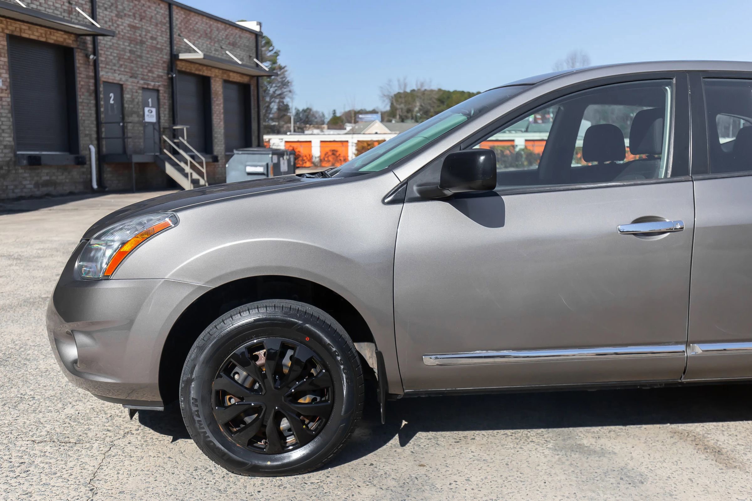 Used 2015 Nissan Rogue S image 5