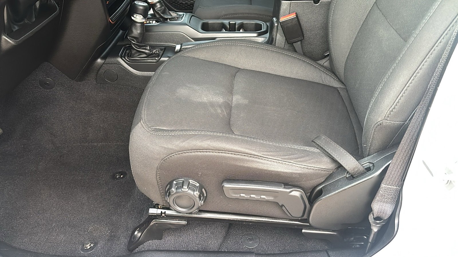 Used 2022 Jeep Wrangler Unlimited Sport image 22