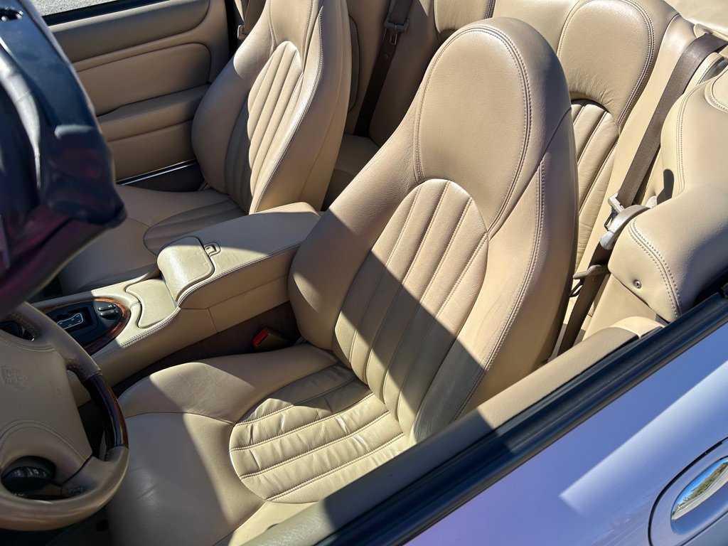 Used 1998 Jaguar XK8 Convertible image 23