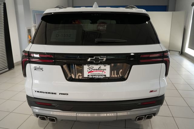New 2026 Chevrolet Traverse Z71 w/ Enhanced Driving Package AWD/4WD image 8