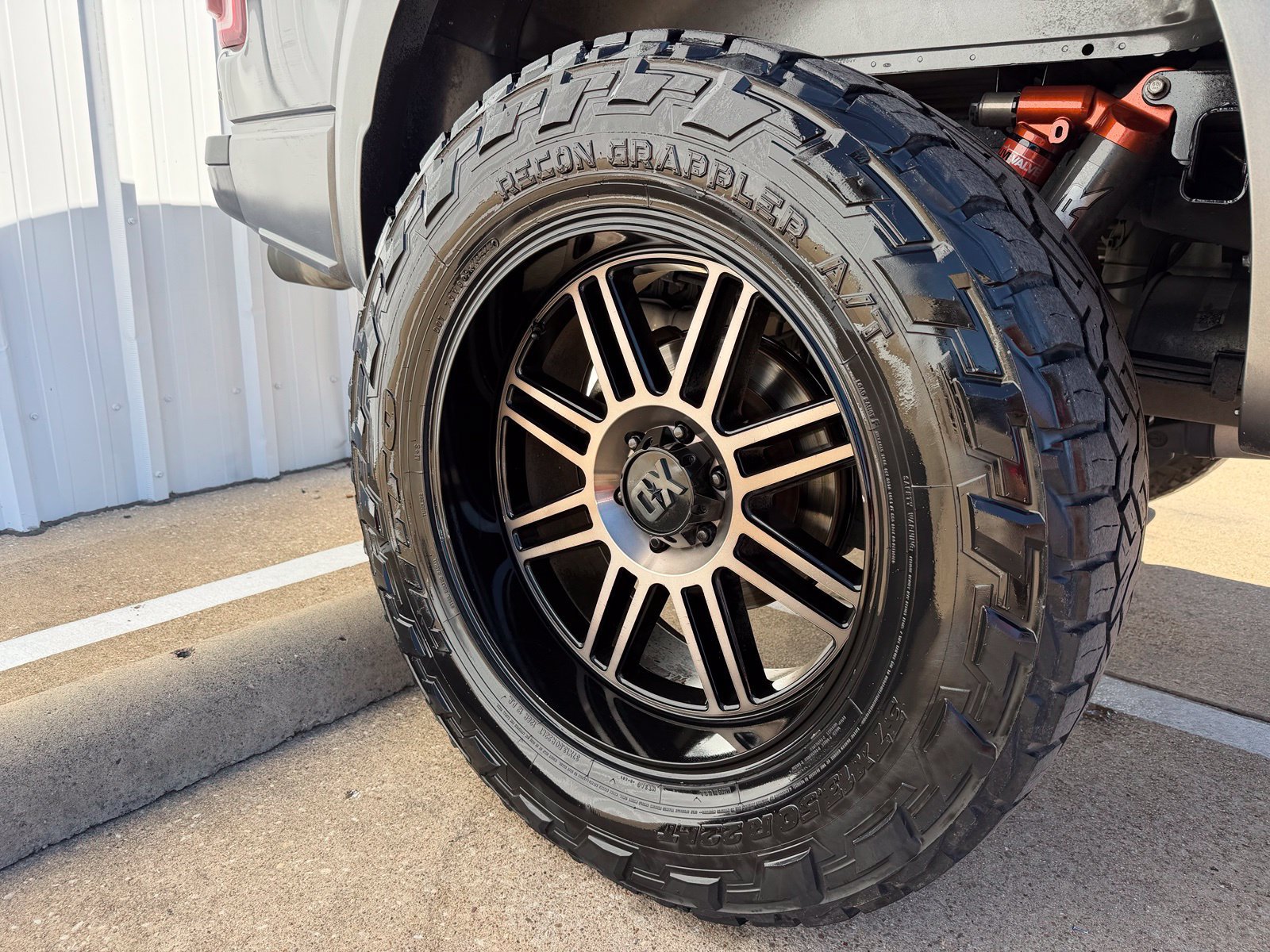 Used 2020 Ford F150 Raptor w/ Equipment Group 802A Luxury AWD/4WD image 45