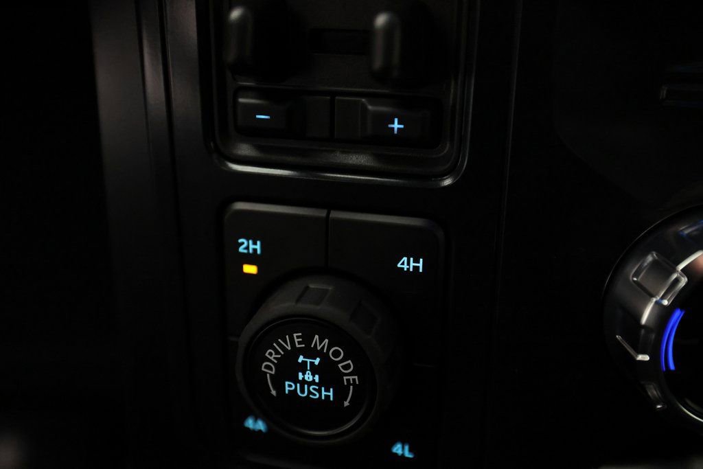 Used 2025 Ford F150 Raptor AWD/4WD image 25