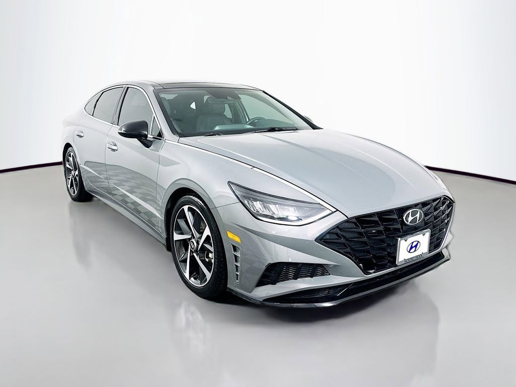 Certified 2023 Hyundai Sonata SEL Plus image 3