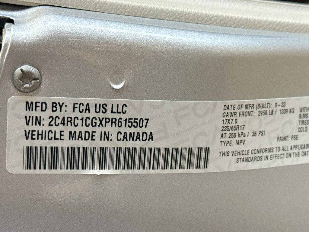Used 2023 Chrysler Voyager LX FWD image 31