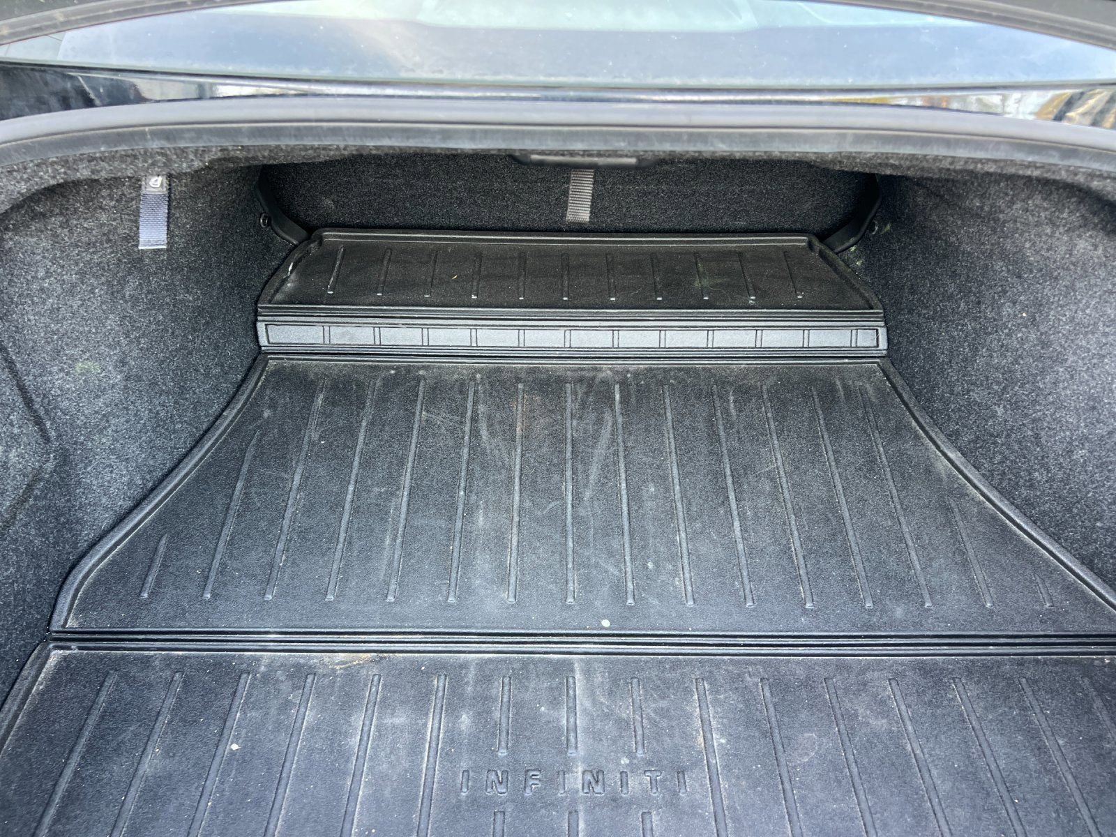 Used 2022 INFINITI Q60 Red Sport 400 w/ Carbon Fiber Package image 15