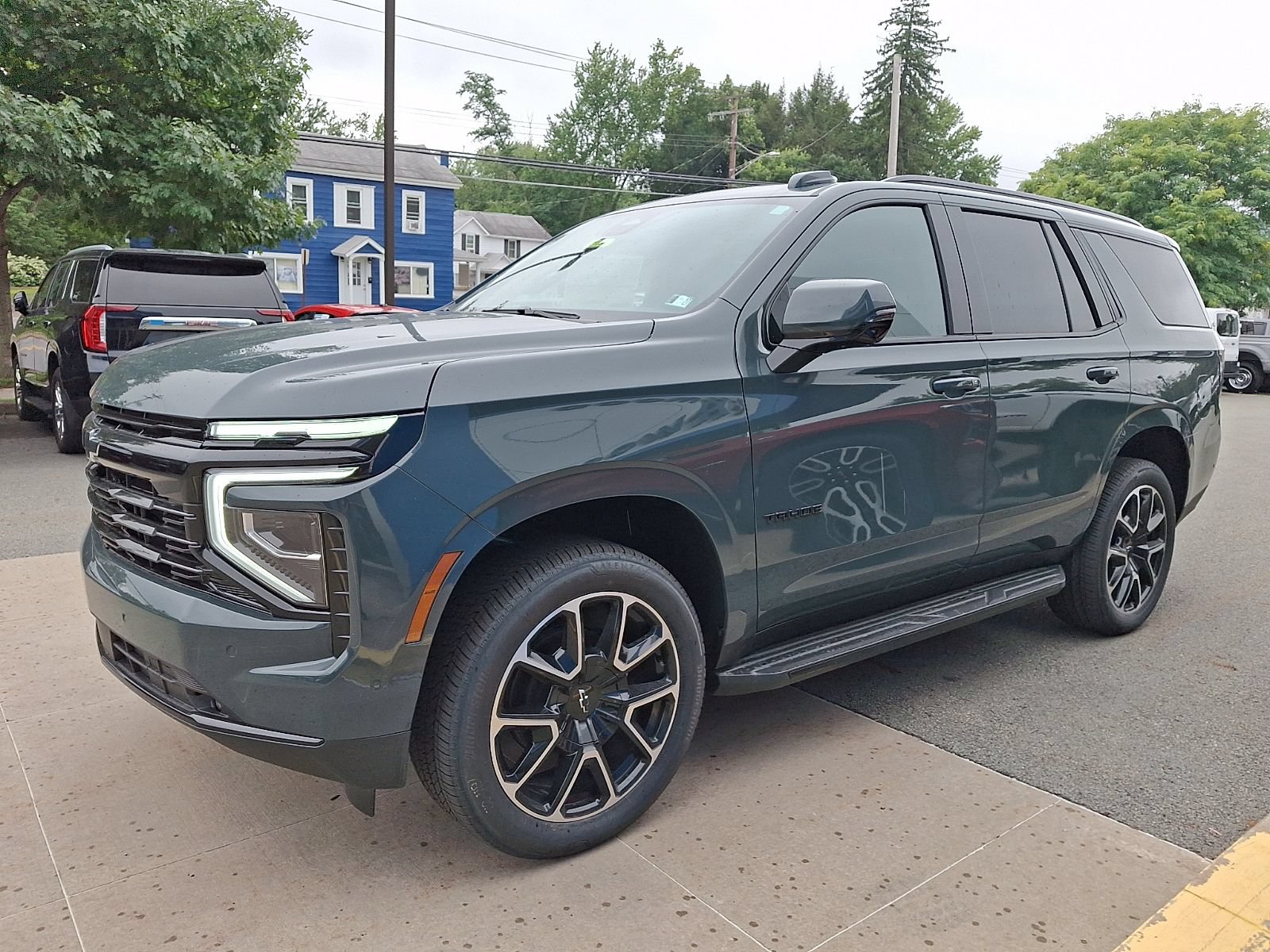 New 2026 Chevrolet Tahoe RST w/ Comfort Package AWD/4WD image 3