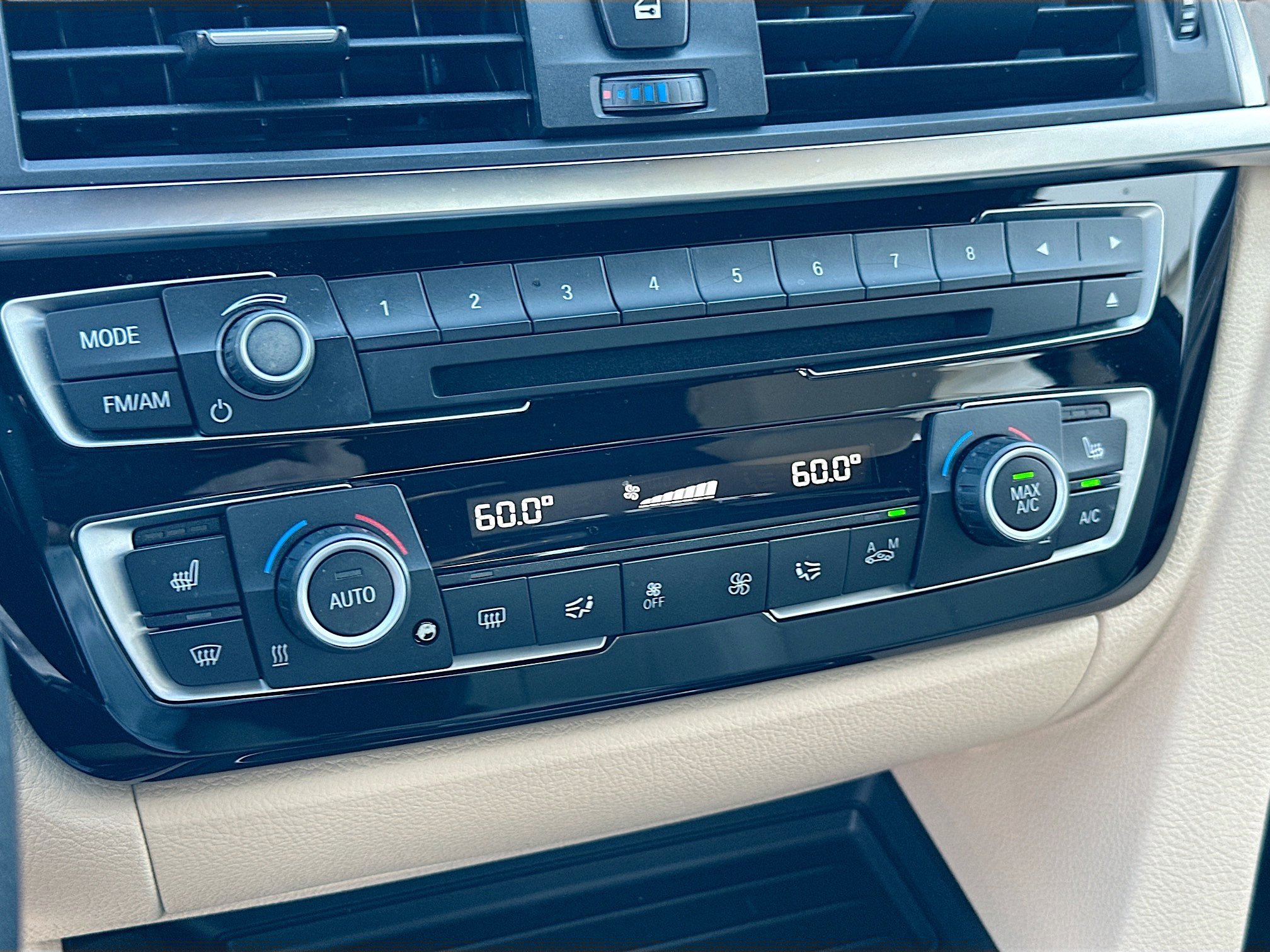 Used 2018 BMW 330i Sedan image 16