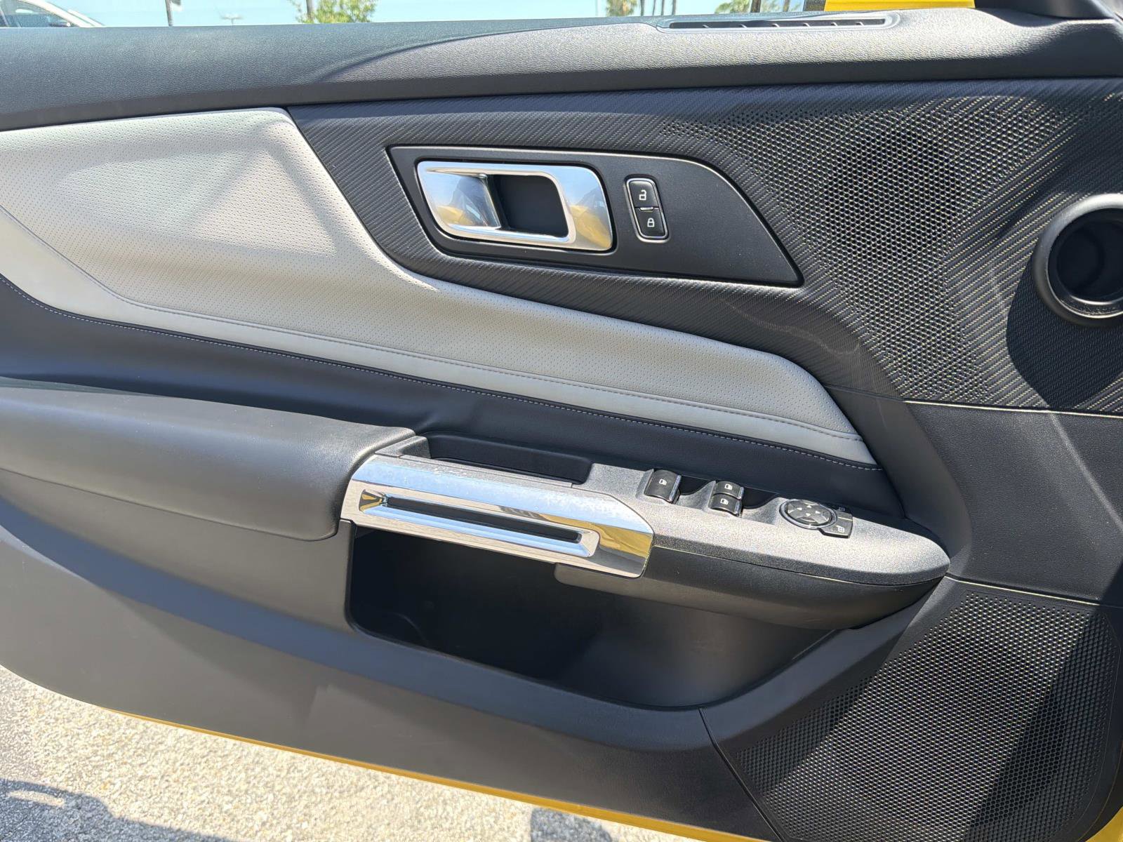 Used 2024 Ford Mustang Premium RWD image 17