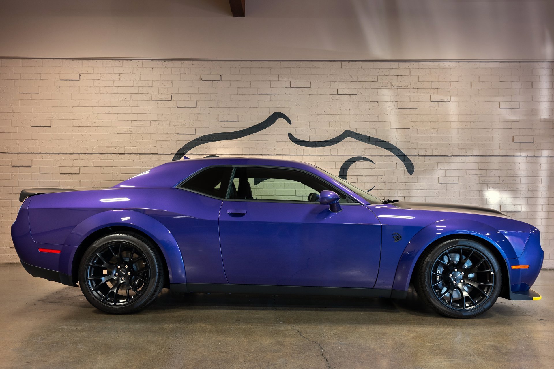 Used 2023 Dodge Challenger SRT Hellcat image 3