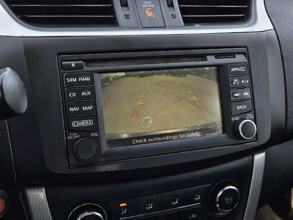 Used 2015 Nissan Sentra SR w/ SR Premium Package FWD image 20