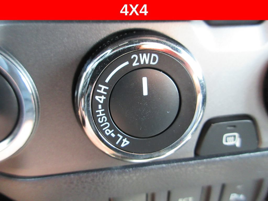 Used 2019 Toyota Tacoma TRD Sport AWD/4WD image 20