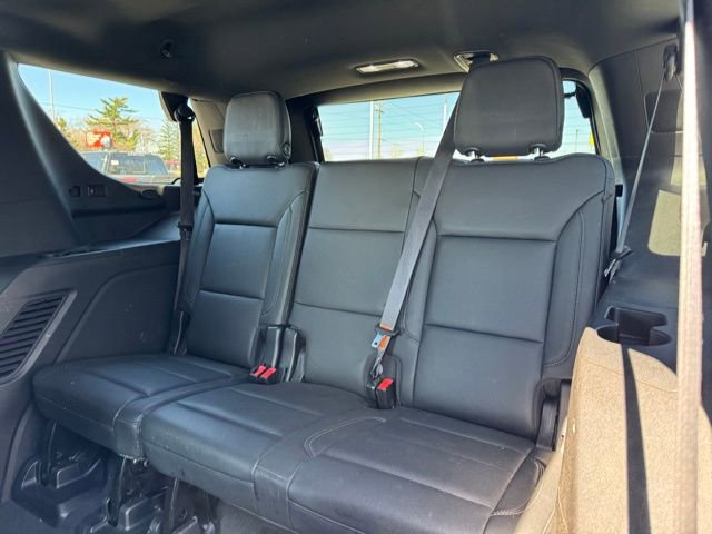 Used 2021 Chevrolet Tahoe Z71 w/ Luxury Package AWD/4WD image 12