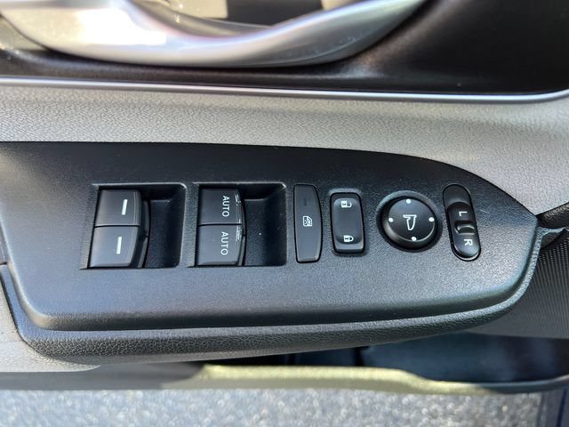 Used 2019 Honda CR-V EX image 12