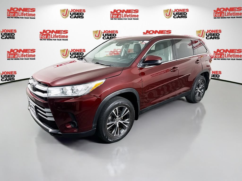 Certified 2019 Toyota Highlander LE w/ Protection Package #3 AWD/4WD image 12