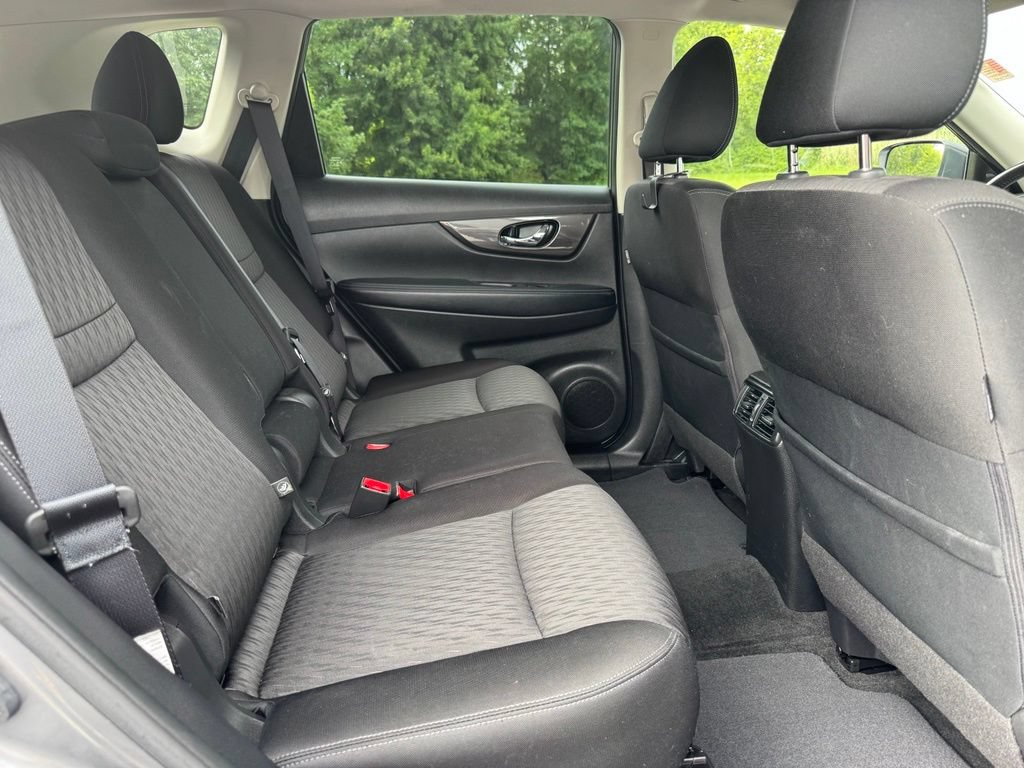 Used 2019 Nissan Rogue SV w/ Premium Package AWD/4WD image 13