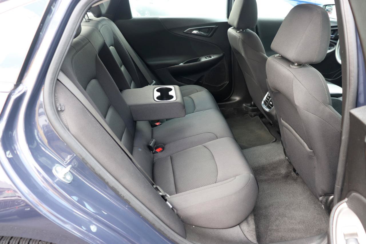 Used 2025 Chevrolet Malibu LT FWD image 13