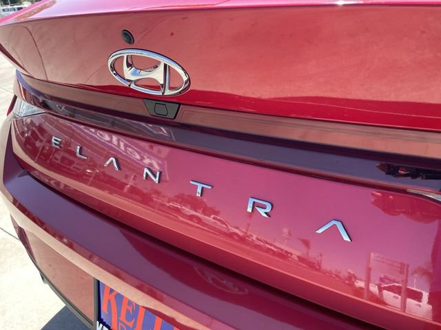 Used 2023 Hyundai Elantra SEL w/ Convenience Package FWD image 31