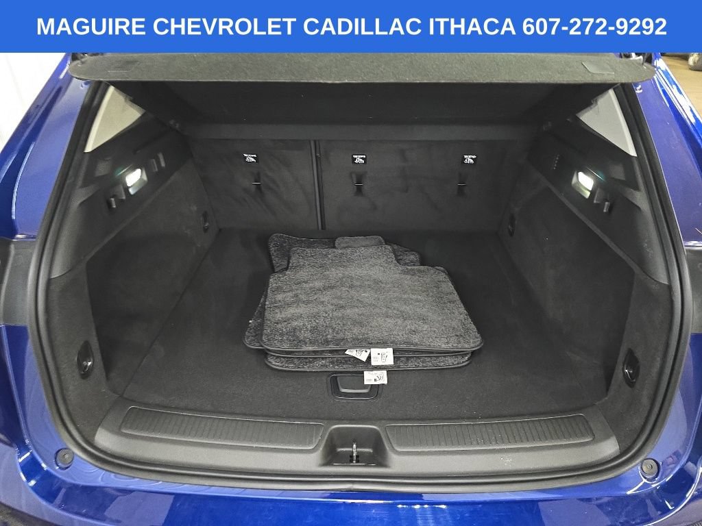 Used 2024 Buick Envision Avenir AWD/4WD image 12