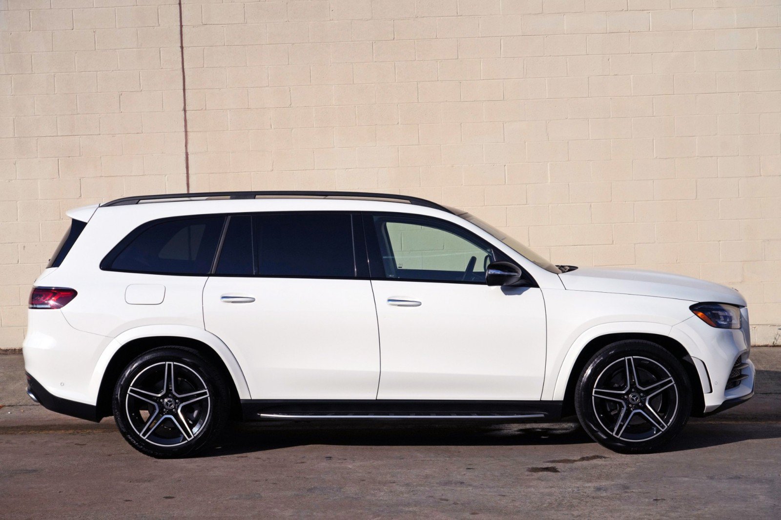 Used 2023 Mercedes-Benz GLS 450 4MATIC image 56