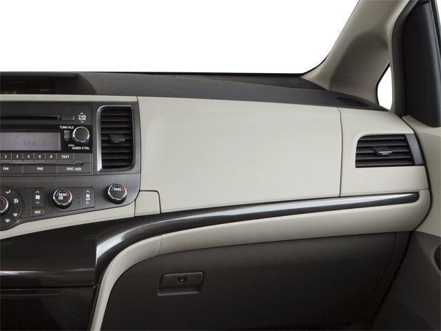 Used 2011 Toyota Sienna XLE w/ Premium Pkg FWD image 18