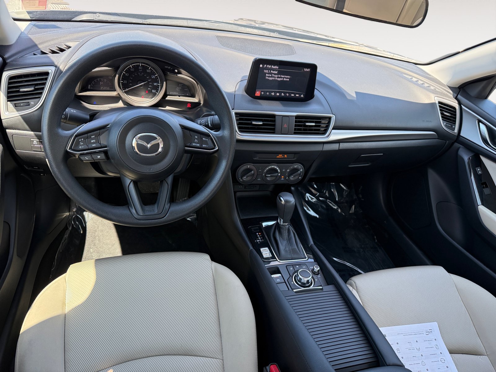 Used 2018 MAZDA MAZDA3 Sport FWD image 15