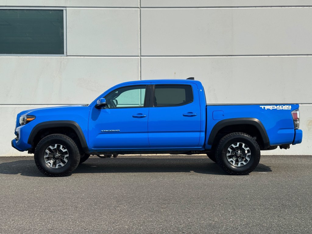 Used 2020 Toyota Tacoma TRD Off-Road w/ Technology Package AWD/4WD image 4