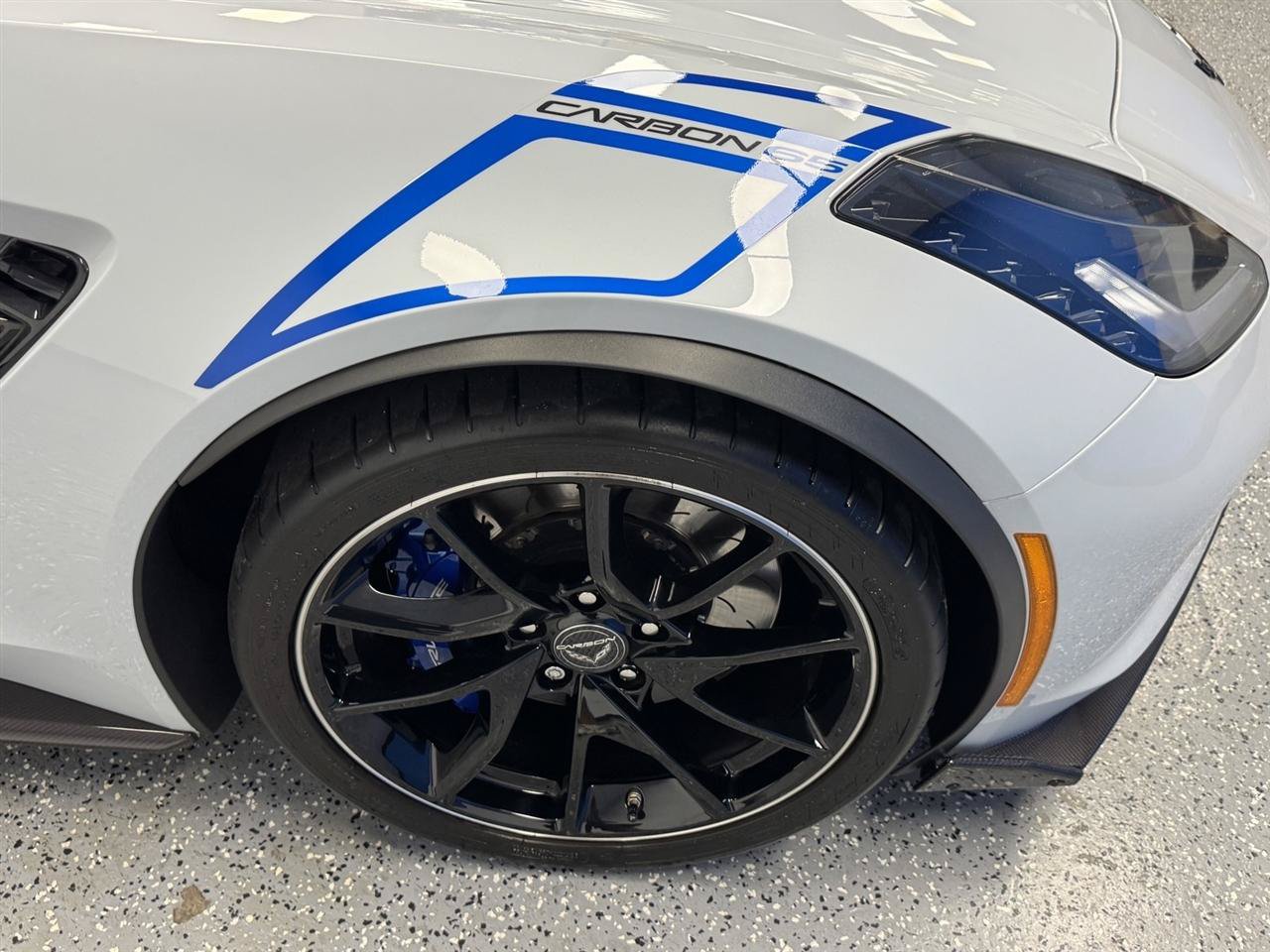 Used 2018 Chevrolet Corvette Z06 w/ Carbon 65 Edition RWD image 35