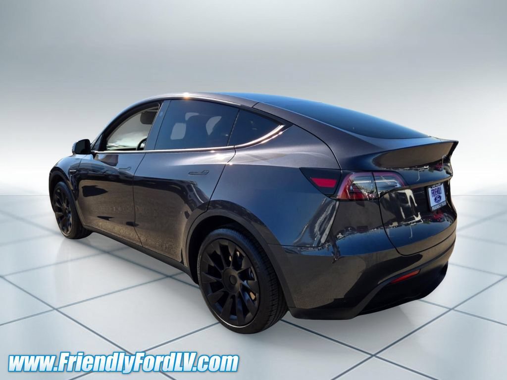 Used 2024 Tesla Model Y Long Range RWD image 5