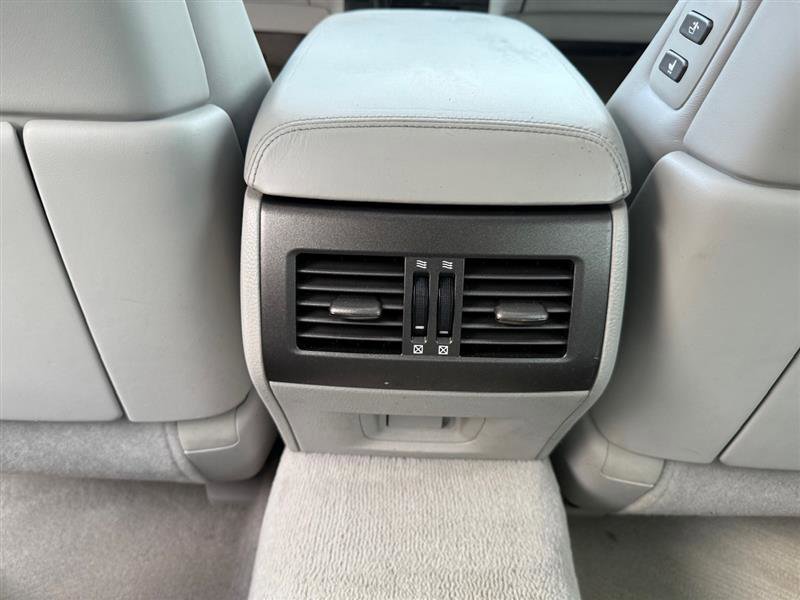 Used 2011 Lexus LS 460 SEDAN w/ Comfort Pkg image 23