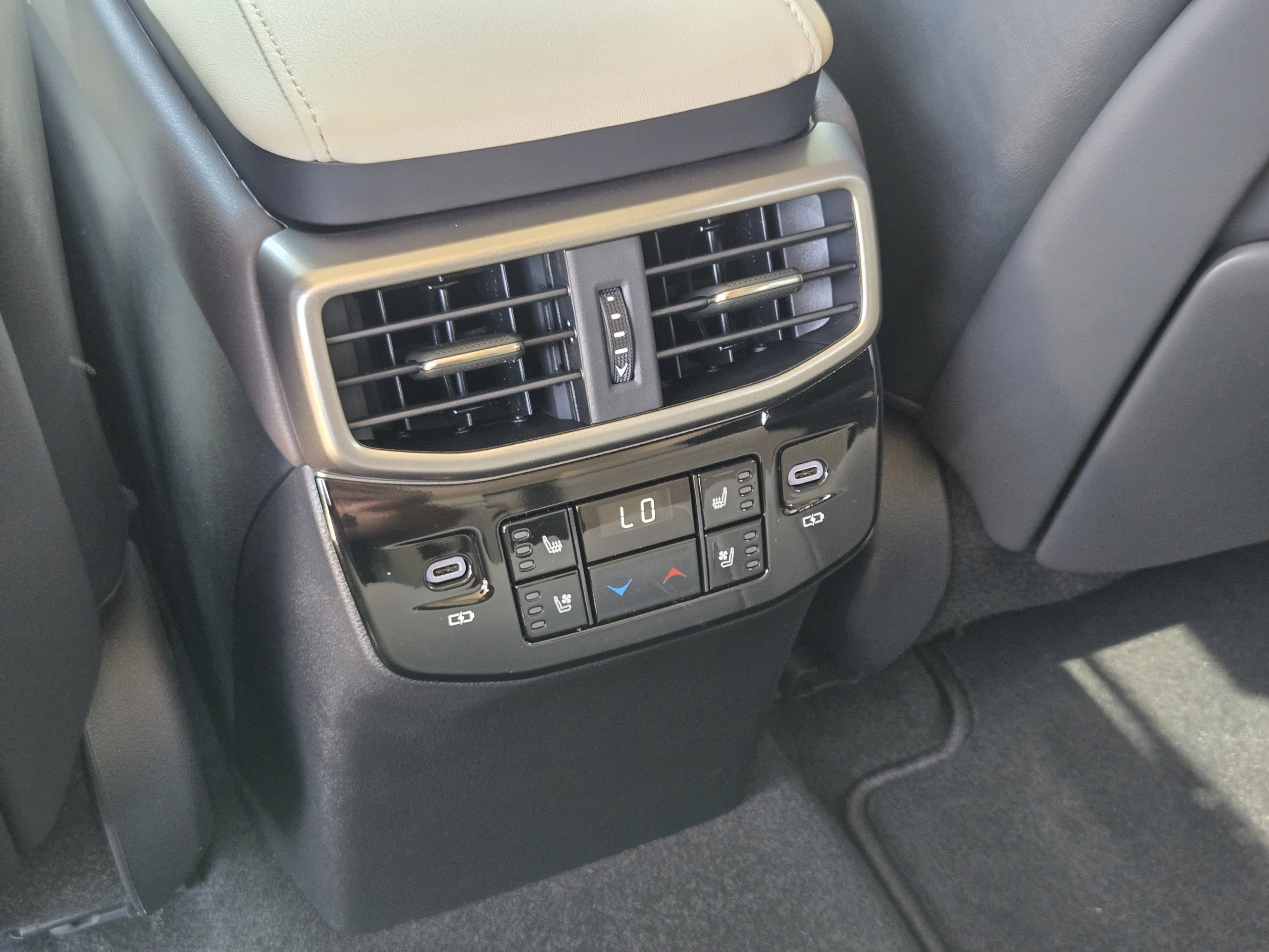 New 2026 Lexus RX 350 FWD w/ Convenience Package image 16